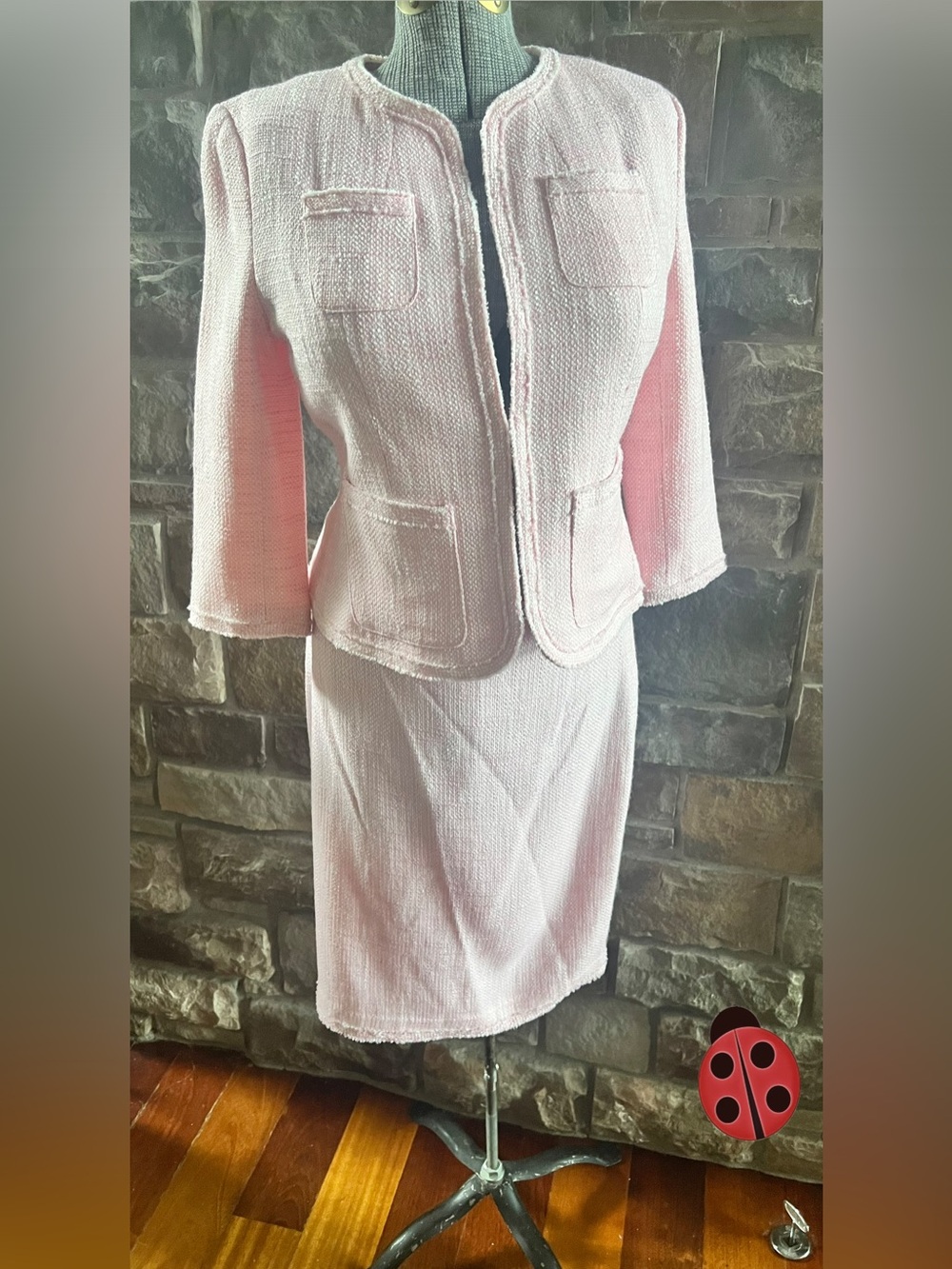 Issac Mizrrahi Chic Pink Tweed Skirt Suit - Two-Piece Jacket & Pencil Skirt
